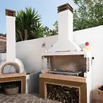 Kokkinos Studios With Pool & Sea View, By Zantewize
